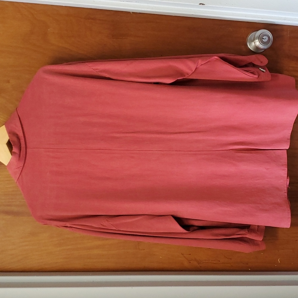 Wardrobe Essentials Top - Picture 4 of 4